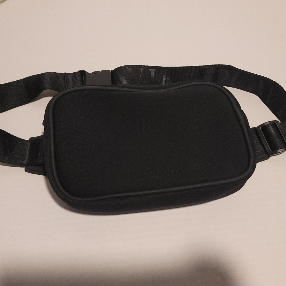 *Rare Lolavie Crossbody Belt Bag - Black - Adjustable - From Jennifer Ani…